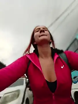 Live sex cam of Samyra_Biker12