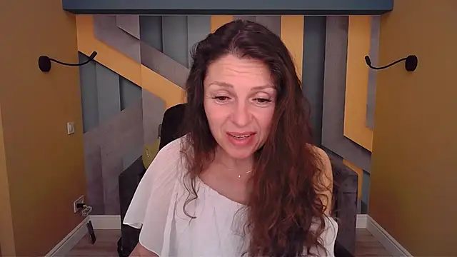 ellalong - EllaLong's free webcam - UK Sex Cams