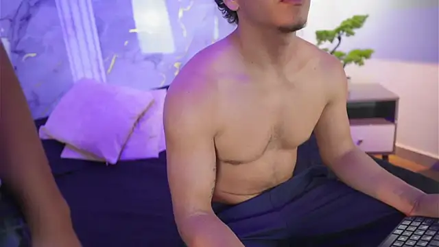 Cloe_x_Meliodas webcam