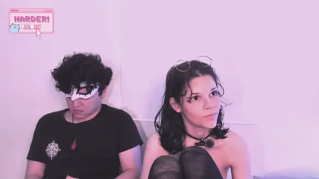 Tuxxxedo live sex cam