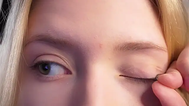 sunnivacovil (F teen) - 🌺Tease with my ass🌺