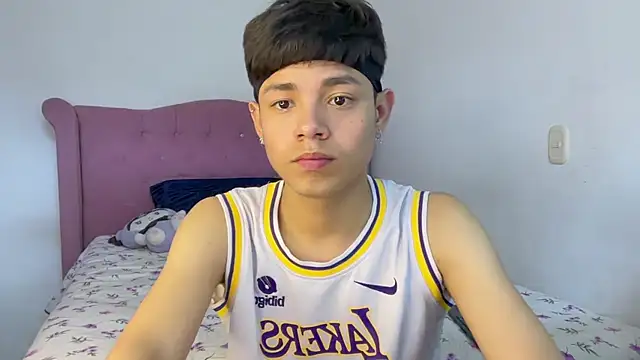 andy_belier23 (M twink) - super cum show..