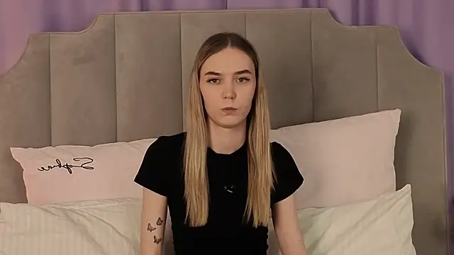 nikkiryx - NikkiRyx's free webcam - UK Sex Cams