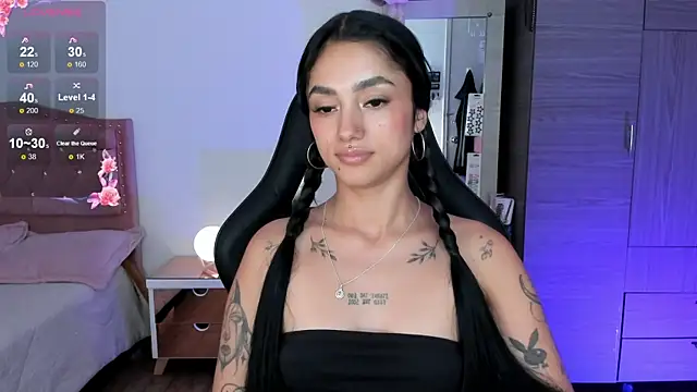 Lizzie_corner_v webcam