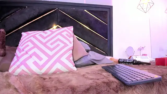 april_jones05 webcam