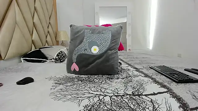 briana_wonder69xxx webcam