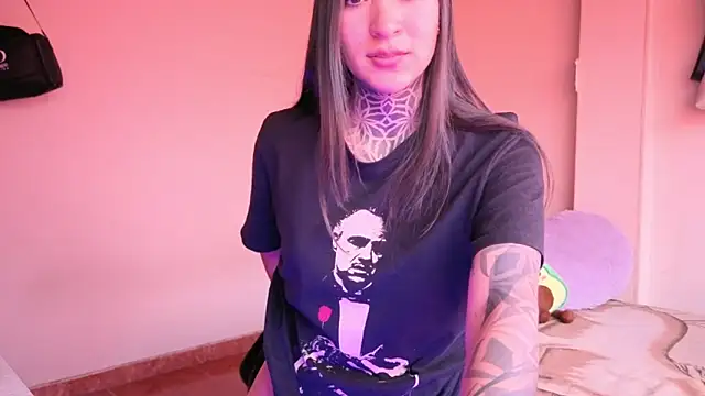 isabelle_pretty webcam