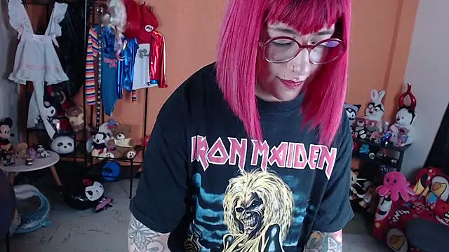 MissMiia2 live sex cam