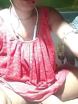 Sweet-runi live sex cam