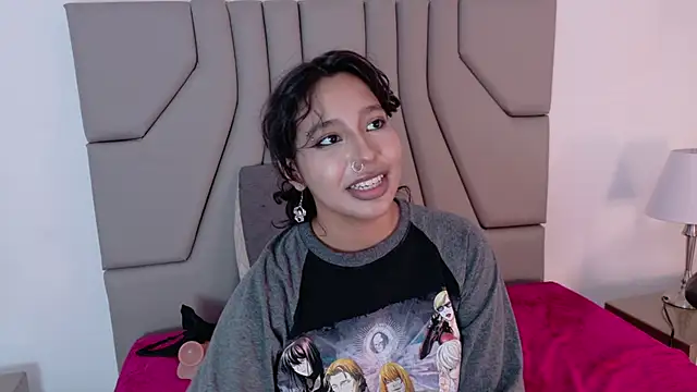 ParanoidTemptaion_ webcam