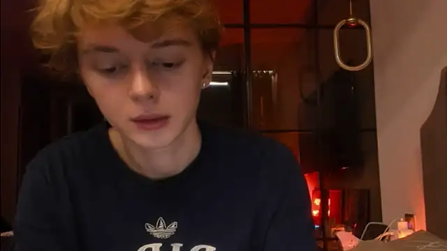 angelAndyy's live cam