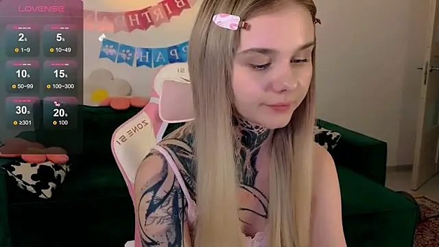 Britney_Lynch webcam