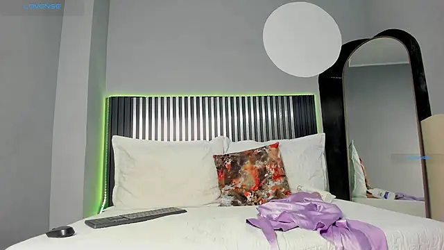 little_lemmons_ webcam