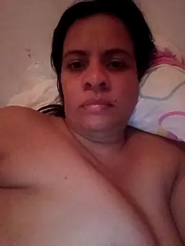 lapatronav2026 (F milf) - Finger in vagina for 2 minutes