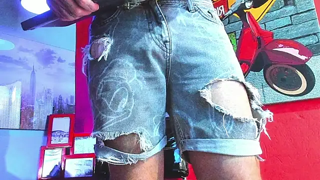 Daniel_huge22 webcam