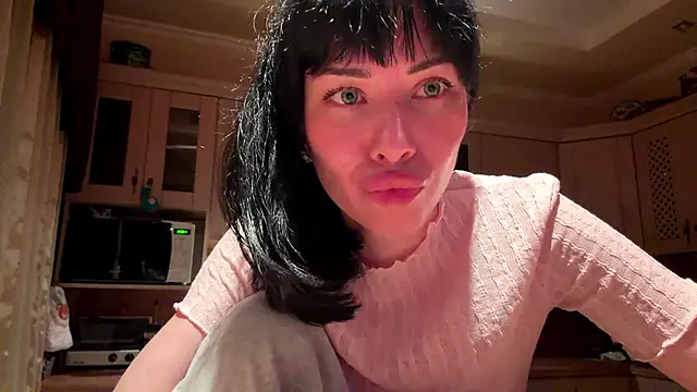 LuisaAlconcel webcam