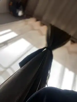 ElahiaMarquez webcam