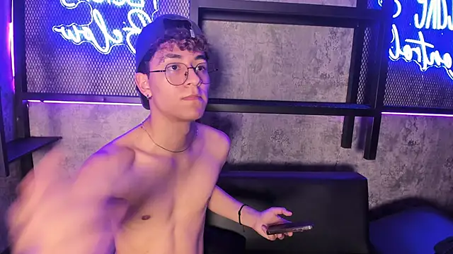 AngeloBellini webcam