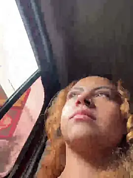 Chloe_Leaozinho webcam