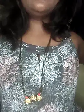 ur_love_kannada1 (F young) - Boobs show