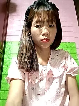 amylinee01 - AmyLinee01's free webcam - UK Sex Cams