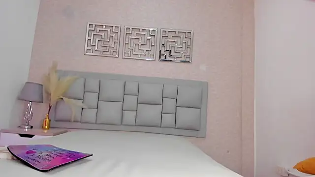 katherine_glow webcam