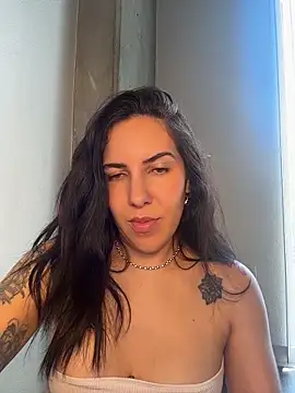 Lolathebaddie webcam