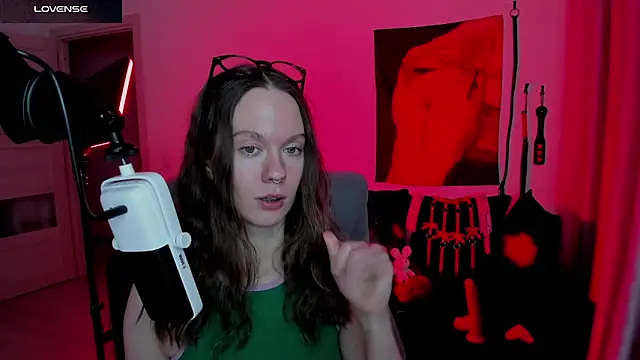 Goddess_of_Fertility webcam