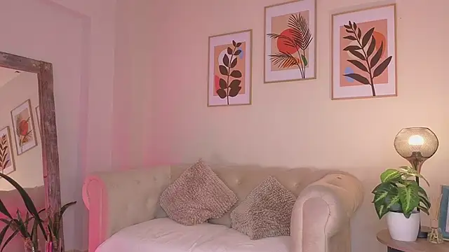 DahianaWalcott webcam