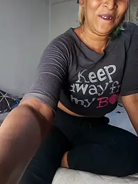 Goodgirlsue_77 webcam