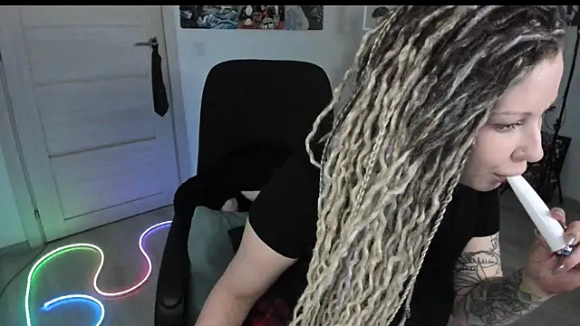 HoneySallyMoore webcam