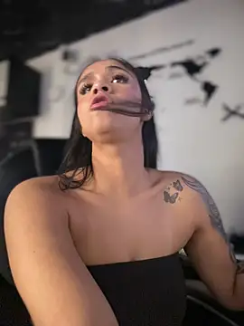 Isabella-Teen webcam