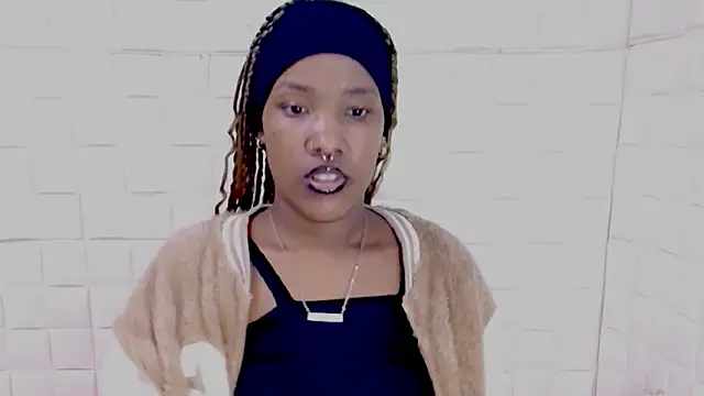 EroticSexyPrada webcam