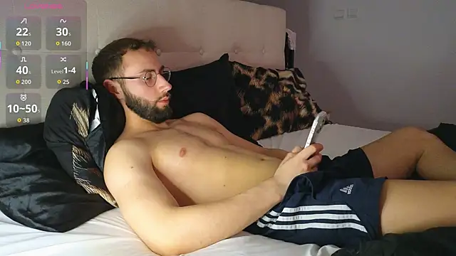 RyanStorm_ webcam
