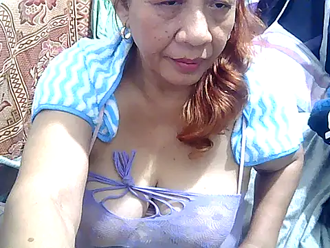 Sweetpinay_mature webcam