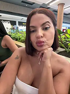 Irina_Velvett webcam