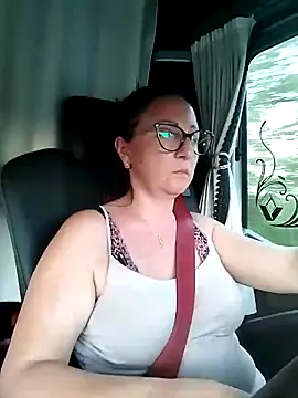 Milfa_nimfomana webcam