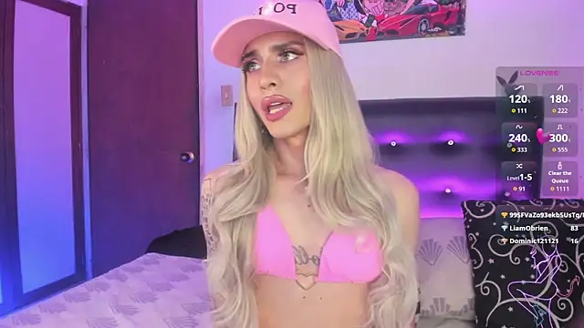 Model: AngelsJones21