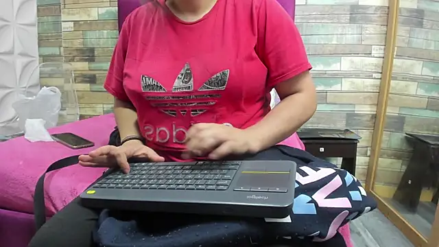 KataleyaStiward webcam