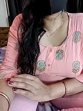 kaamuk_shweta webcam