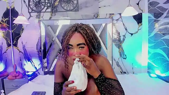 CandyMartinez_ webcam