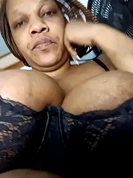 HappygalTheQueen webcam