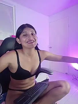 YeseniaRodriguez3 webcam