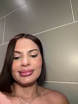 Irina_Velvett webcam