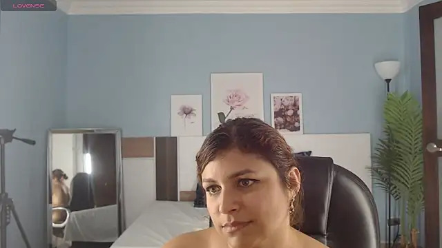 caroline_blair1 webcam