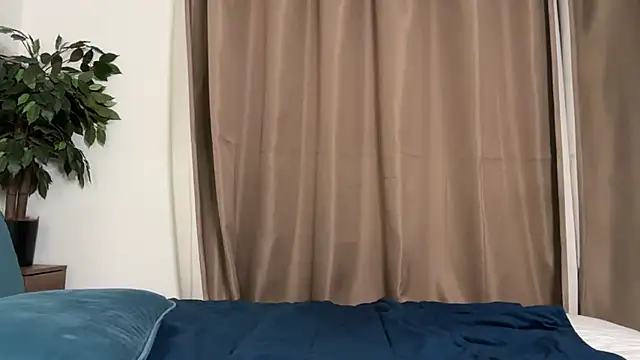 Kattie_Petite webcam