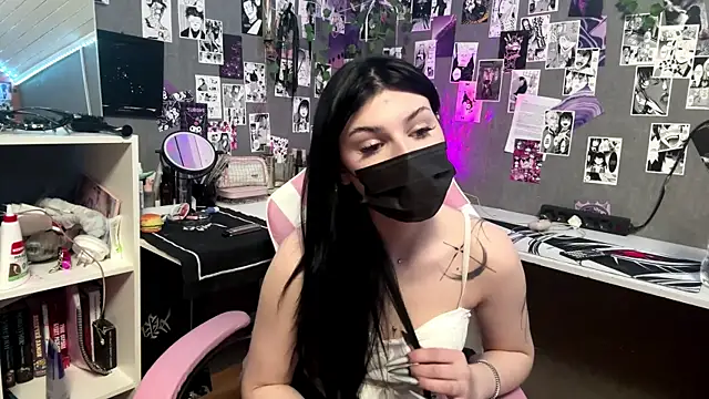 SallieStrahin webcam