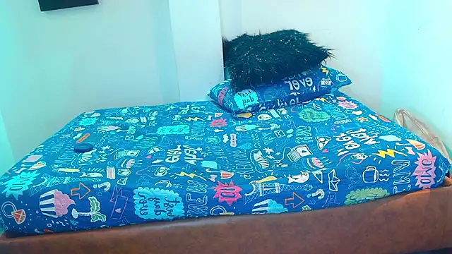 maria_paula___ webcam