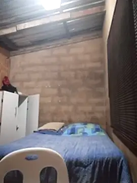 The_pounding_pounder webcam