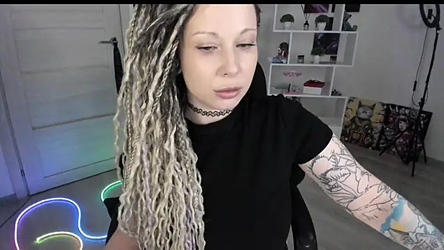 HoneySallyMoore webcam